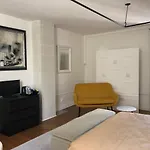 Bulles De Loire Bed & Breakfast 4*
