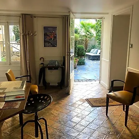 Bulles De Loire Bed & Breakfast